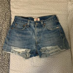 Levi Shorts